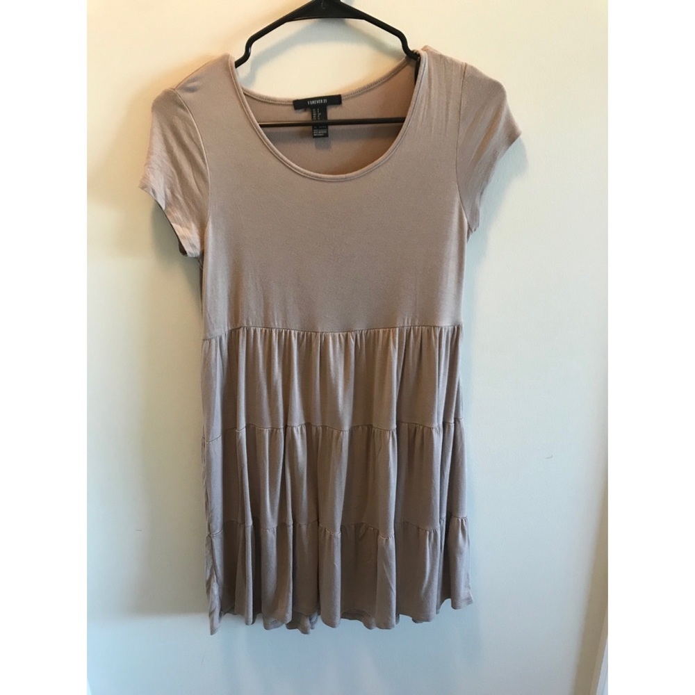 FOREVER 21 TAN SHORT SLEEVE DRESS